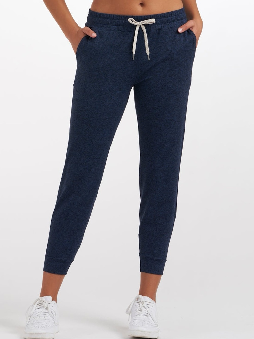 Vuori Performance Jogger in Navy Heather